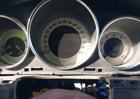 2012 Mercedes-Benz C 250 Sport из США, поврежденный, VIN WDDGF4HB1CA614439